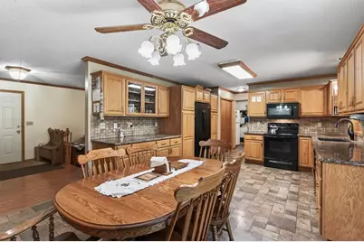 8234 257th Street, Chisago City, MN 55013 - Photo 5