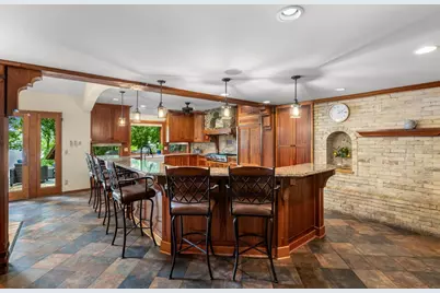 365 Pleasant View Road, Chanhassen, MN 55317 - Photo 19