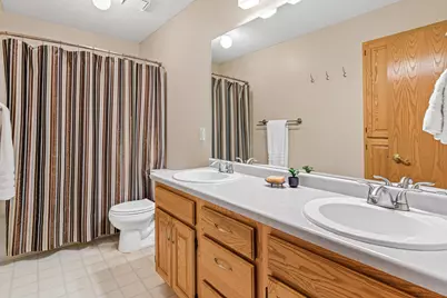 7859 Dover Cove, Eden Prairie, MN 55347 - Photo 27