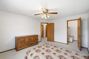 5305 Orleans Ln N, Plymouth, MN 55442 - Photo 7
