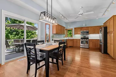 2105 Grimm Road, Chaska, MN 55318 - Photo 11