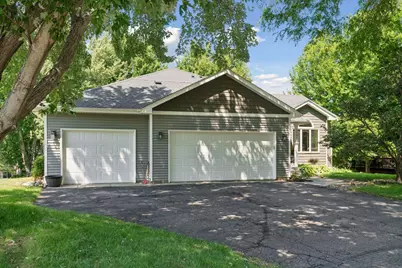2105 Grimm Road, Chaska, MN 55318 - Photo 3