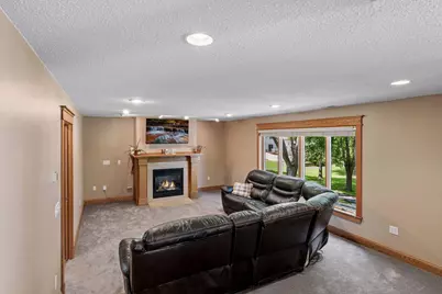 2105 Grimm Road, Chaska, MN 55318 - Photo 15