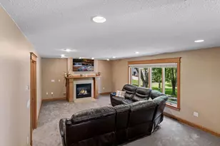 2105 Grimm Rd, Chaska, MN 55318 - Photo 15