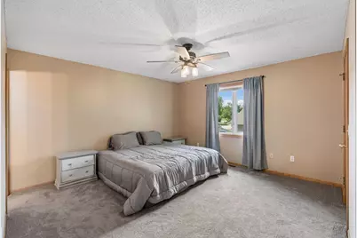 2105 Grimm Road, Chaska, MN 55318 - Photo 21