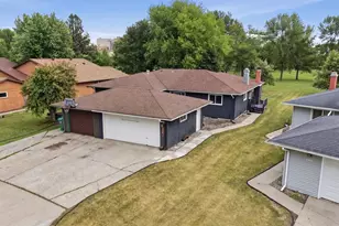 2328 Country Club Pkwy, Moorhead, MN 56560 - Photo 31