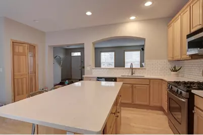 11272 Preswick Boulevard, Eden Prairie, MN 55344 - Photo 5