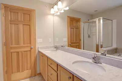 11272 Preswick Boulevard, Eden Prairie, MN 55344 - Photo 9