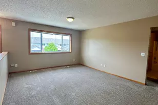 6960 91st St NE, Monticello, MN 55362 - Photo 7