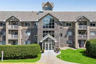 1321 Lake Dr W, Chanhassen, MN 55317 - Photo 1