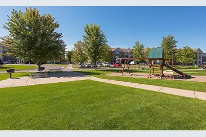 1321 Lake Drive W #123, Chanhassen, MN 55317 - Photo 29