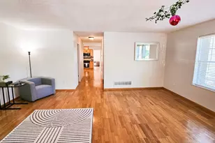 113 N Ash St, Chaska, MN 55318 - Photo 13