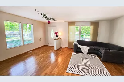 113 N Ash Street, Chaska, MN 55318 - Photo 11
