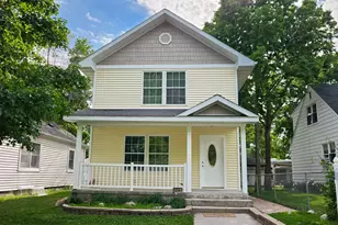 113 N Ash St, Chaska, MN 55318 - Photo 1
