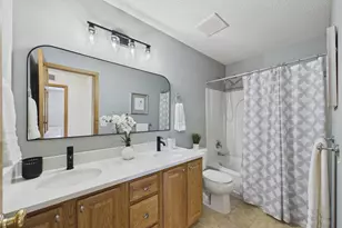 2409 Golf Dr, Woodbury, MN 55129 - Photo 31