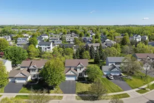 2409 Golf Dr, Woodbury, MN 55129 - Photo 43