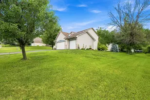 4512 McAllister Ave NE, Saint Michael, MN 55376 - Photo 5