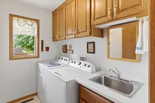 18 Mill Ave, Minnesota Lake, MN 56068 - Photo 5