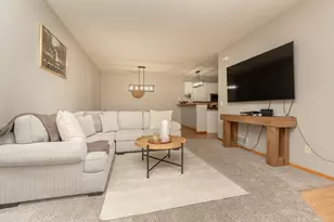 622 Tamarack Trail, Farmington, MN 55024 - Photo 5