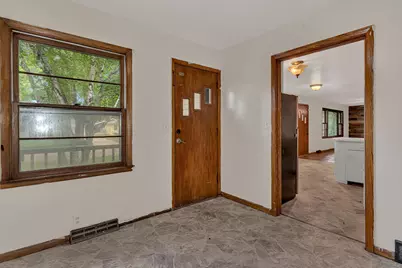 1308 10th Street SW, Willmar, MN 56201 - Photo 7