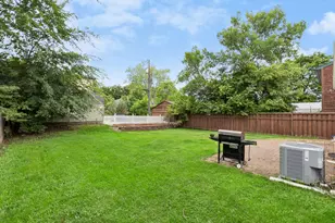 253 Washburn Ave N, Minneapolis, MN 55405 - Photo 27