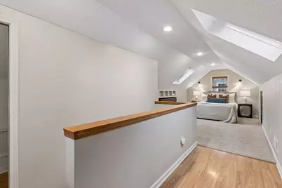 253 Washburn Avenue N, Minneapolis, MN 55405 - Photo 17