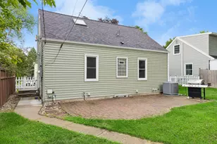 253 Washburn Ave N, Minneapolis, MN 55405 - Photo 25