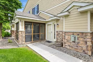9090 Meadow Way, Victoria, MN 55386 - Photo 5
