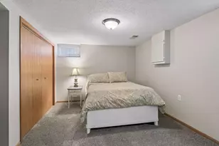5917 Grimes Ave S, Edina, MN 55424 - Photo 21