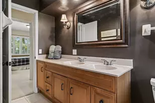 5917 Grimes Ave S, Edina, MN 55424 - Photo 17