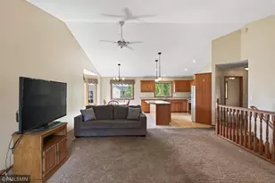 346 E Century St, Belle Plaine, MN 56011 - Photo 5