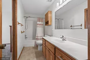 346 E Century St, Belle Plaine, MN 56011 - Photo 15