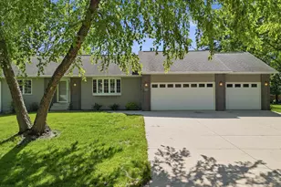 209 1st Ave SW, Geneva, MN 56035 - Photo 1