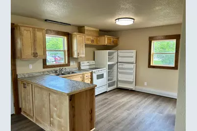 609 4th Street NW, Wadena, MN 56482 - Photo 5