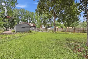 2258 W 105th St, Bloomington, MN 55431 - Photo 33