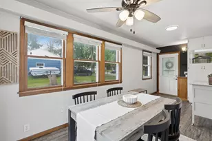 2258 W 105th St, Bloomington, MN 55431 - Photo 5