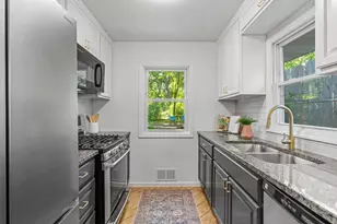 510 Wyoming St E, Saint Paul, MN 55107 - Photo 5