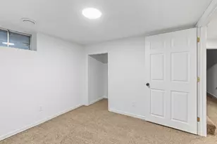 510 Wyoming St E, Saint Paul, MN 55107 - Photo 25