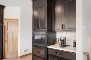429 Collova Dr, Vadnais Heights, MN 55127 - Photo 15