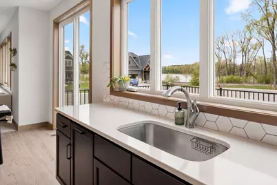 429 Collova Drive, Vadnais Heights, MN 55127 - Photo 31