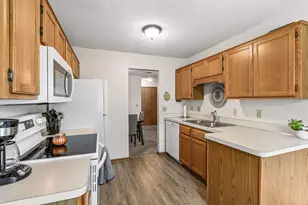 6210 Magda Dr, Maple Grove, MN 55369 - Photo 15