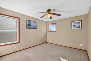 1779 Fescue Ct, Shakopee, MN 55379 - Photo 33