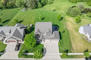 1965 Kerry Dr NE, Rochester, MN 55906 - Photo 9