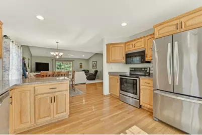 405 11th Avenue NW, Dodge Center, MN 55927 - Photo 9