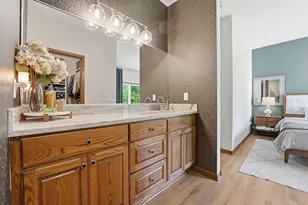 1945 Division St N, North Saint Paul, MN 55109 - Photo 17