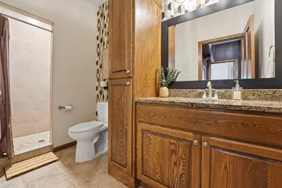 1945 Division Street N, North Saint Paul, MN 55109 - Photo 37