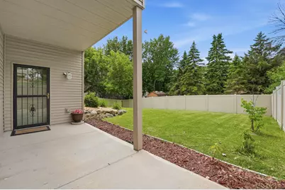 1945 Division Street N, North Saint Paul, MN 55109 - Photo 43