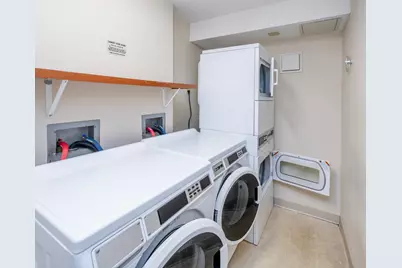 26 10th Street W #709, Saint Paul, MN 55102 - Photo 17