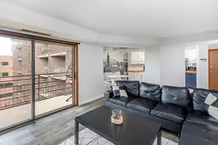 26 10th Street W, Saint Paul, MN 55102 - Photo 9