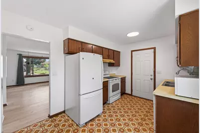 1631 Woodbridge Street, Saint Paul, MN 55117 - Photo 7